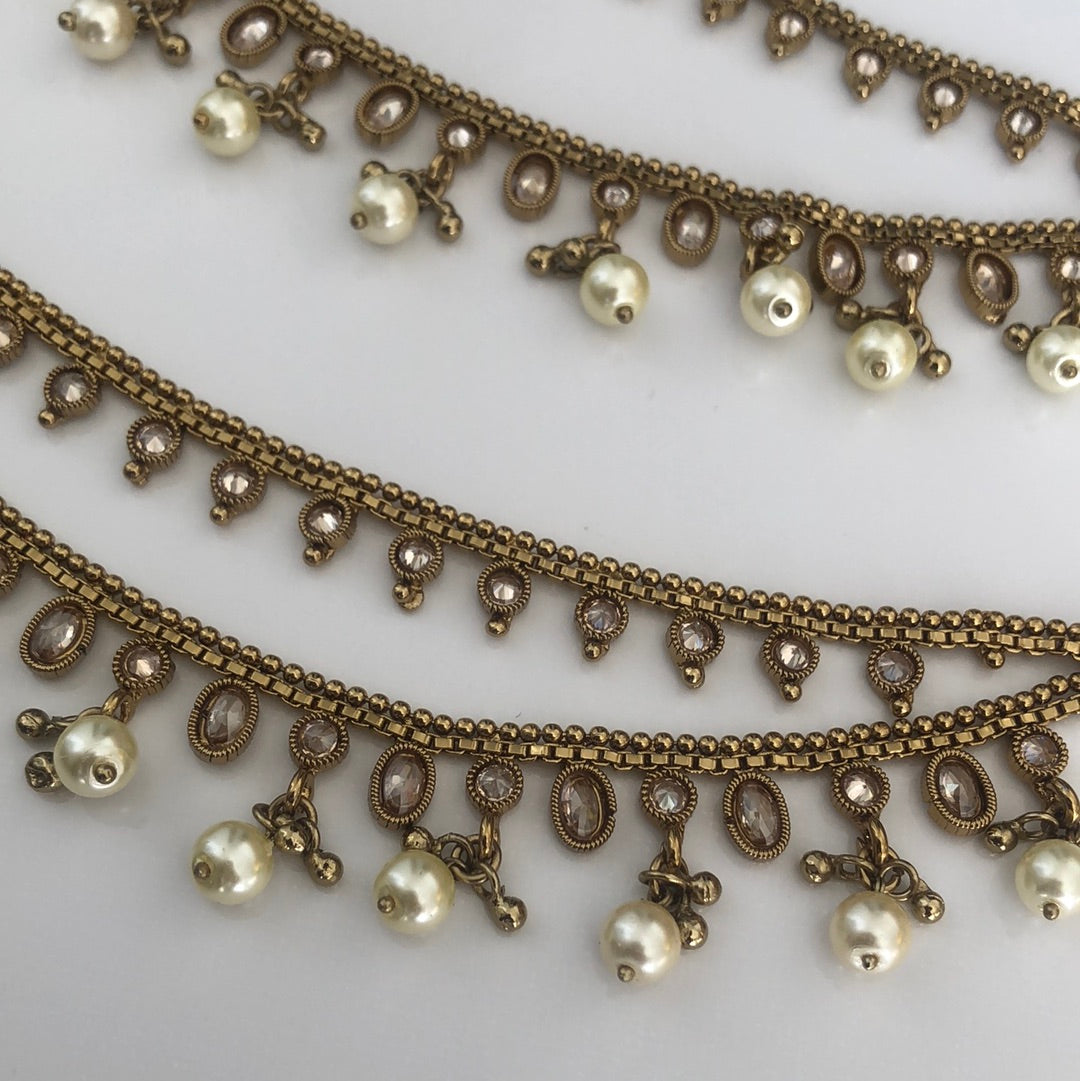 Pearl Gold Tone Crystal Earring Sahara’s