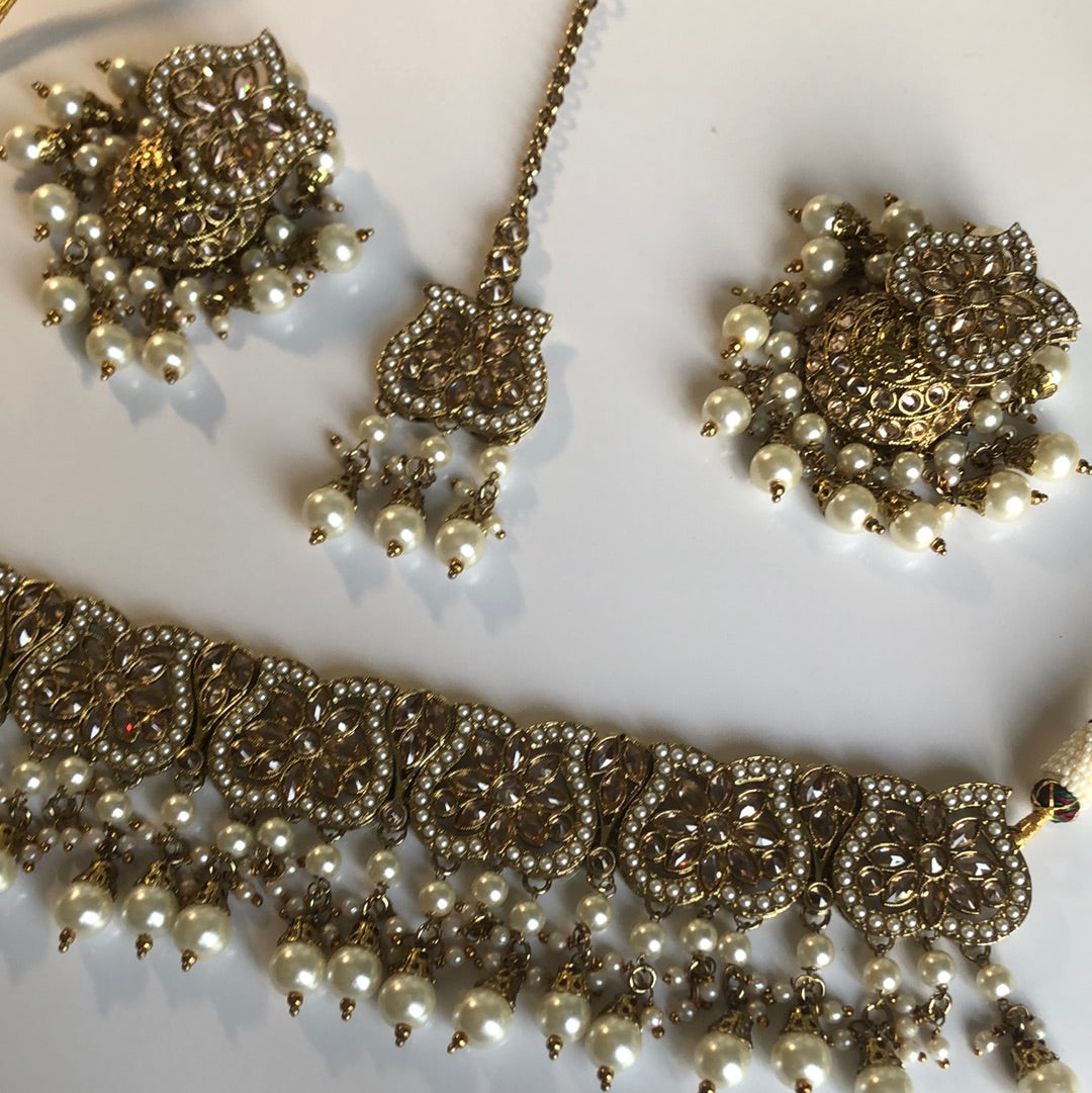 Gold Oversized Jumke Choker