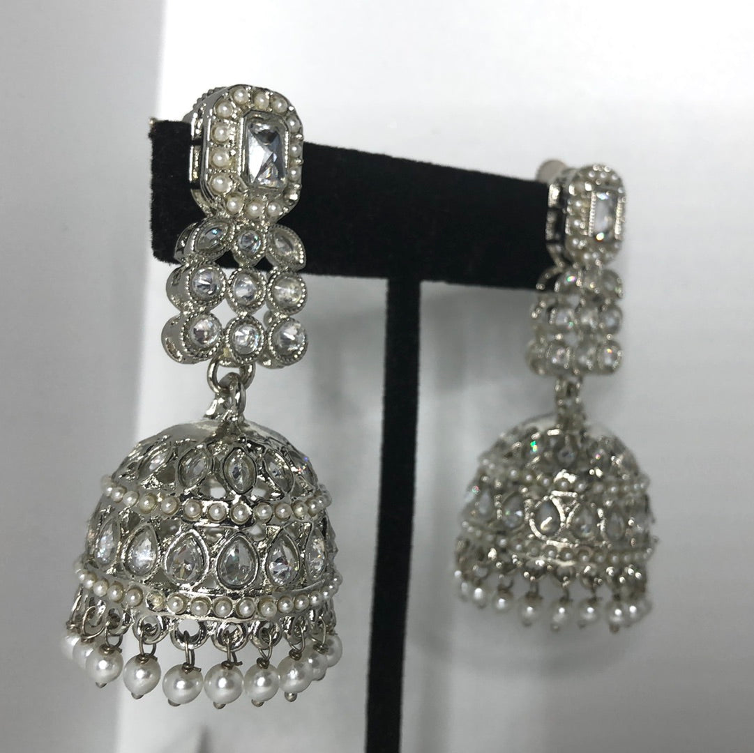 Silver Pearl Jumke Earrings
