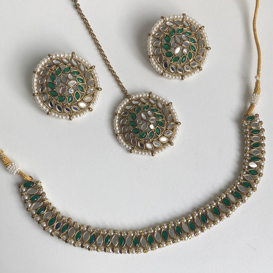 Emerald Green Mirrored Choker Necklace Earring Tikka Set