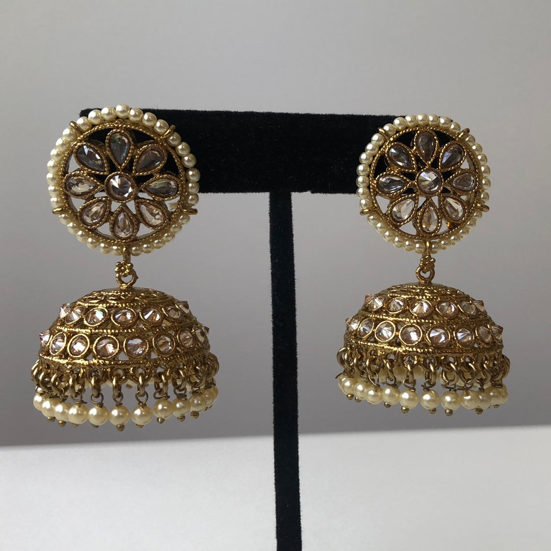 Pearl Gold Jumke Earrings