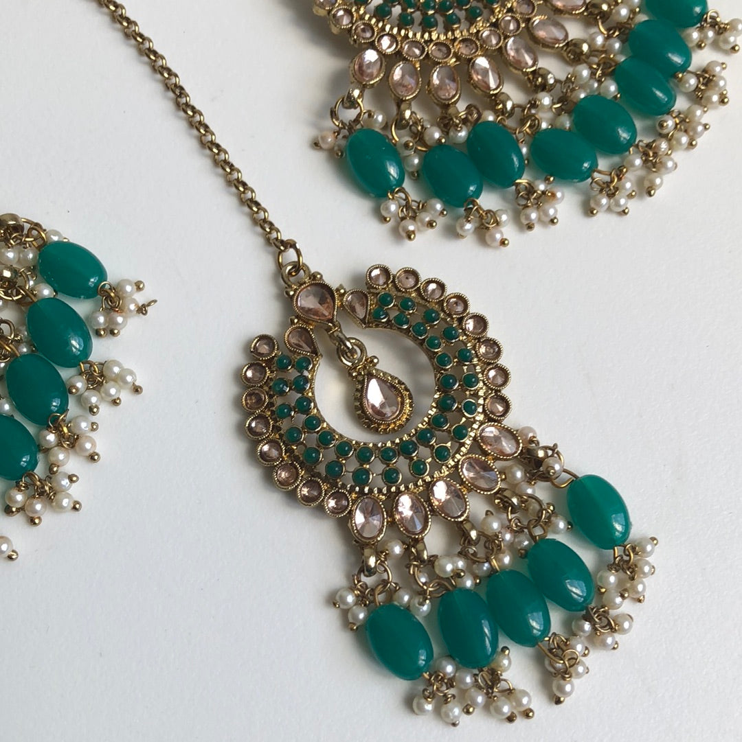 Deep Green Earring Tikka Set